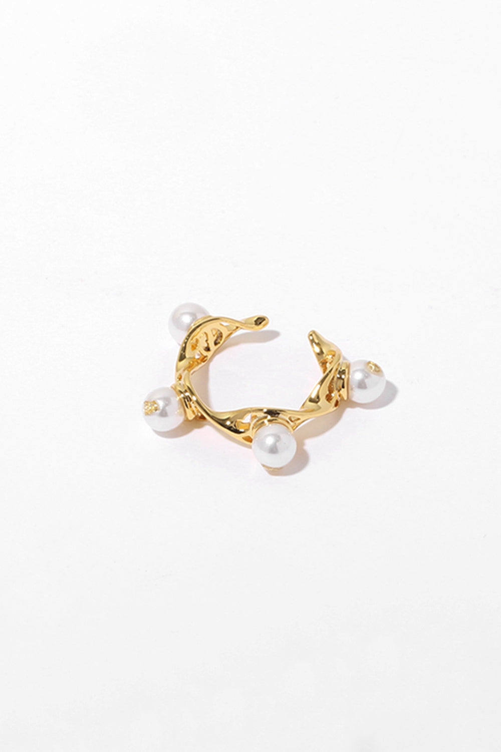 Dainty Details Twisted Ear Cuff with Pearls