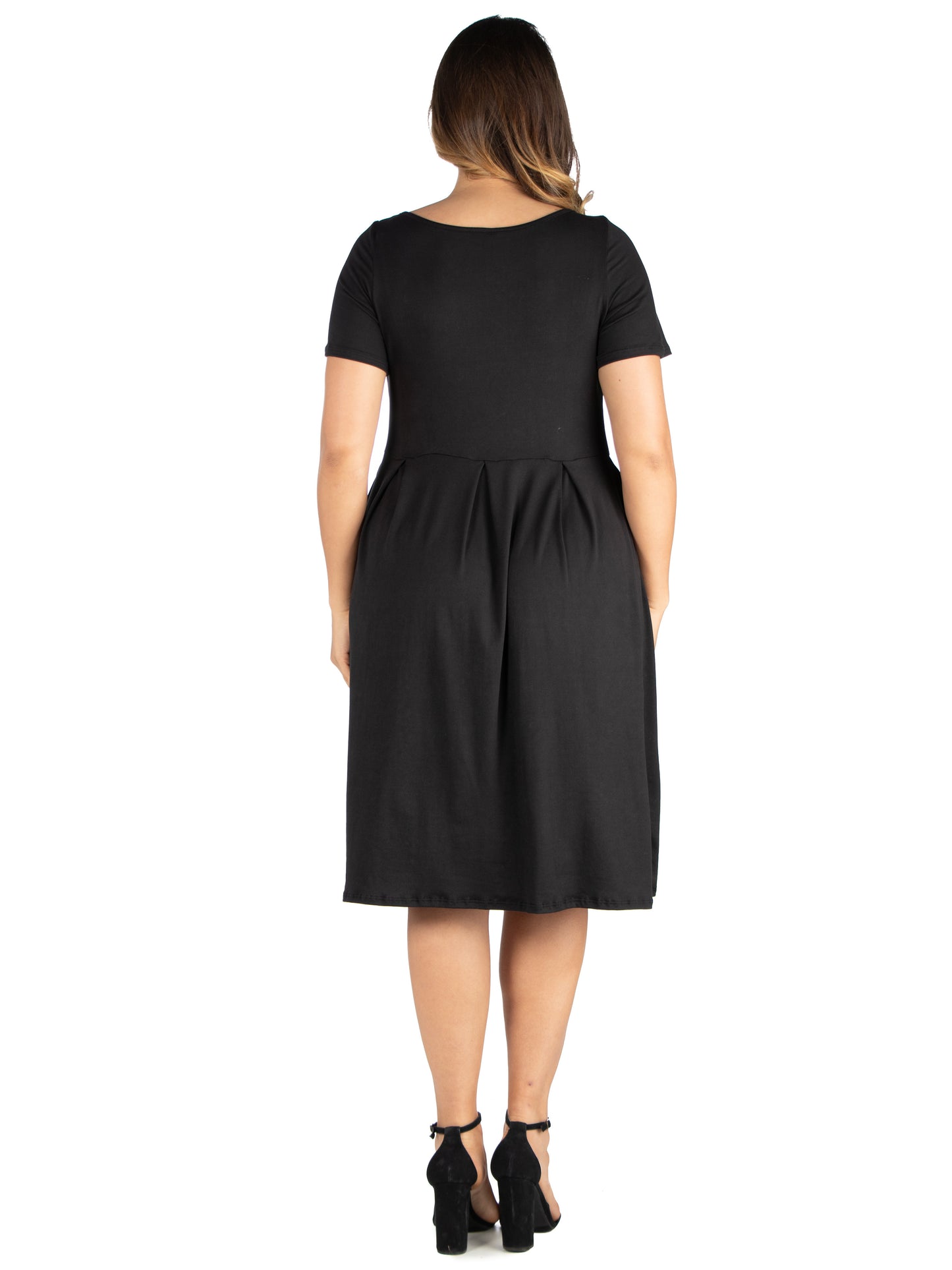 Womens Curvy Black Short Sleeve Midi Skater Dress With Pockets